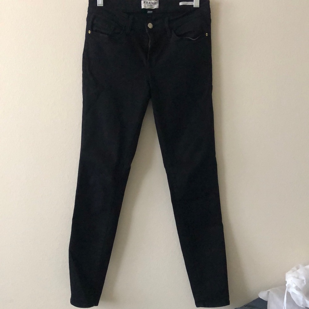 Frame Le Skinny Denim Jeans in Film Noir